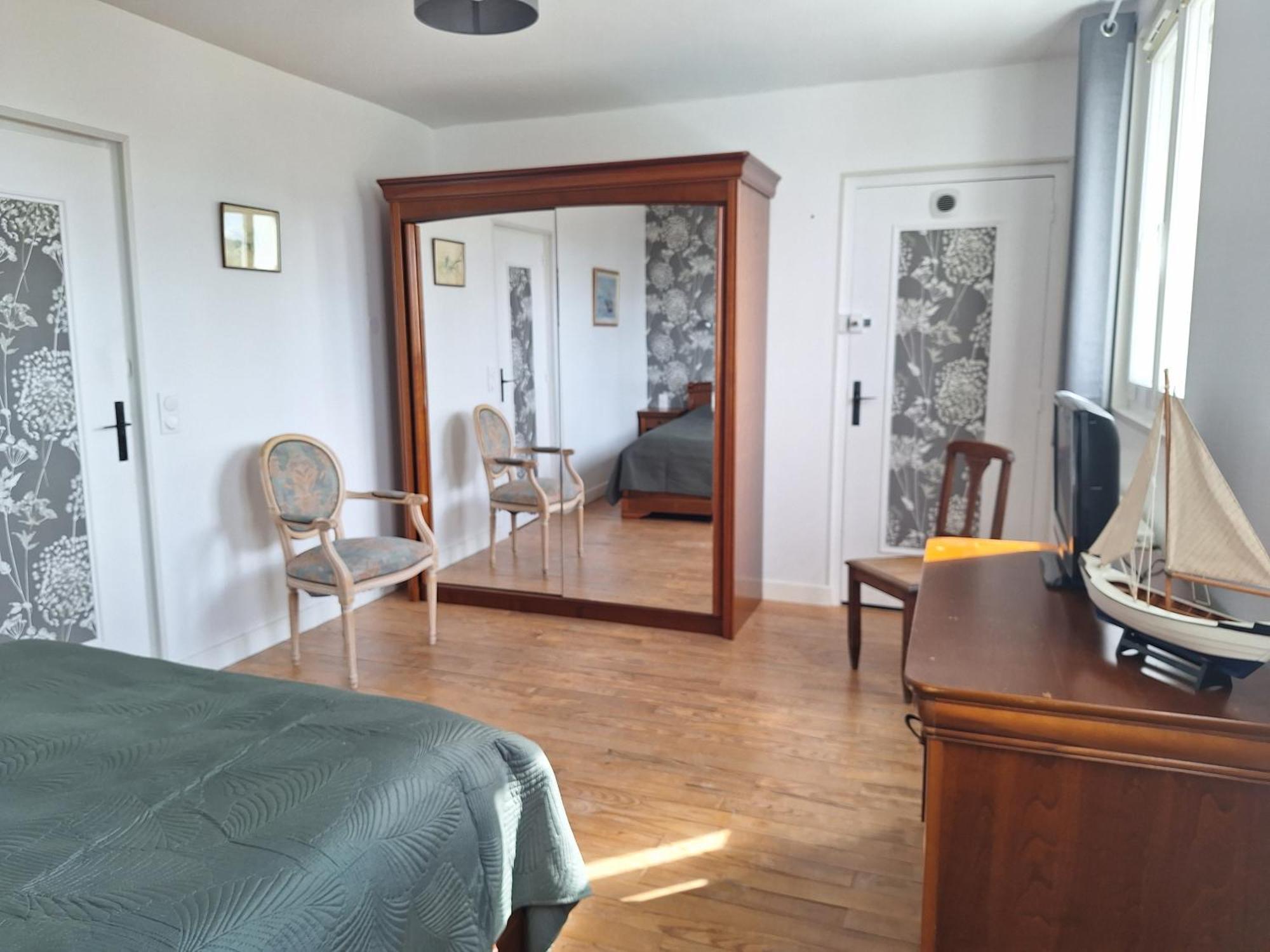 La Fleur Du Soleil Bed & Breakfast ทรูวิลล์-ซูร์-แมร์ ภายนอก รูปภาพ