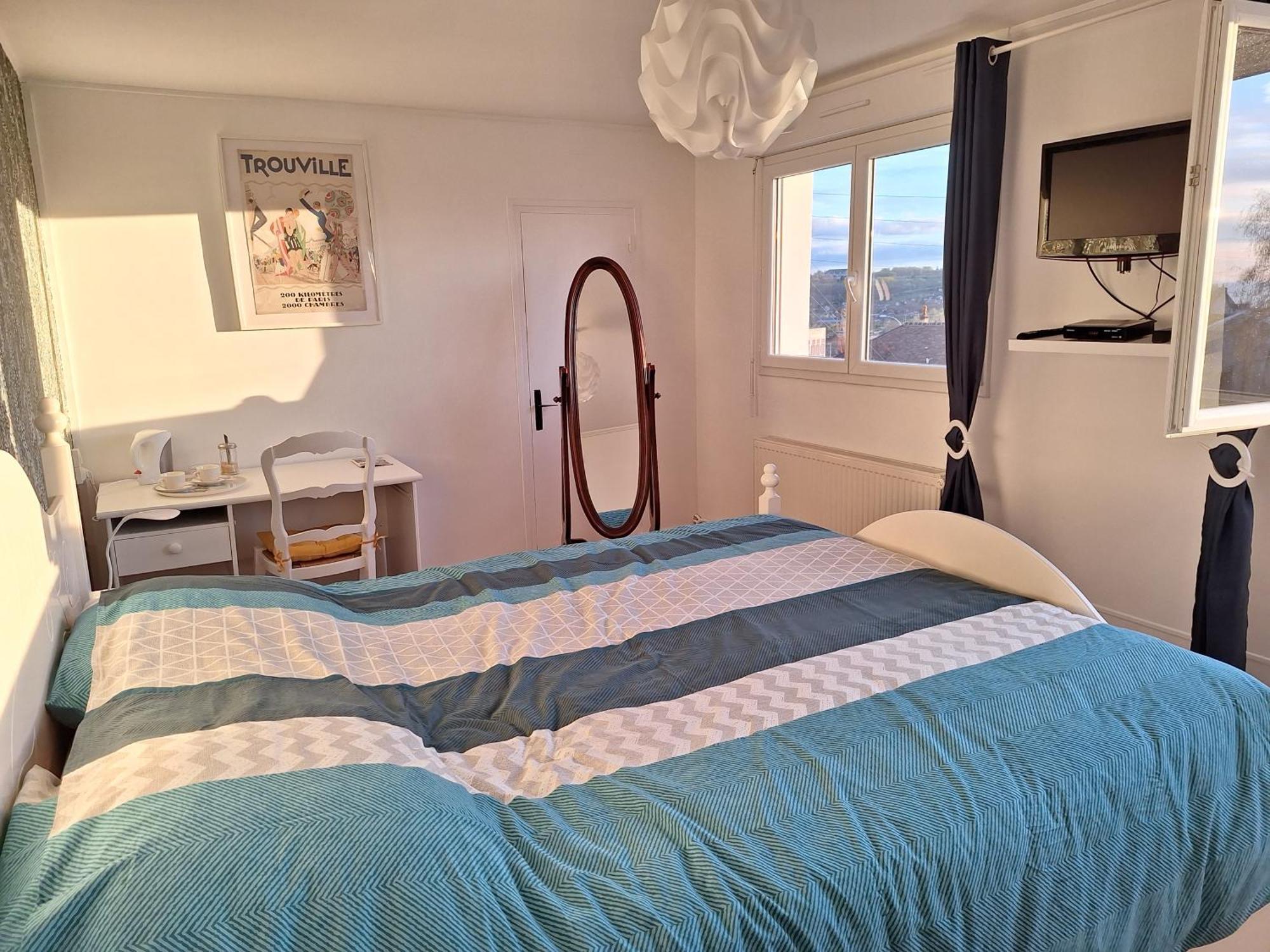 La Fleur Du Soleil Bed & Breakfast ทรูวิลล์-ซูร์-แมร์ ภายนอก รูปภาพ