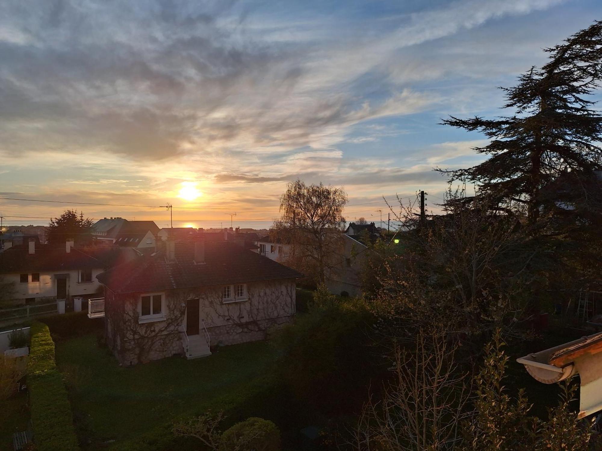 La Fleur Du Soleil Bed & Breakfast ทรูวิลล์-ซูร์-แมร์ ภายนอก รูปภาพ